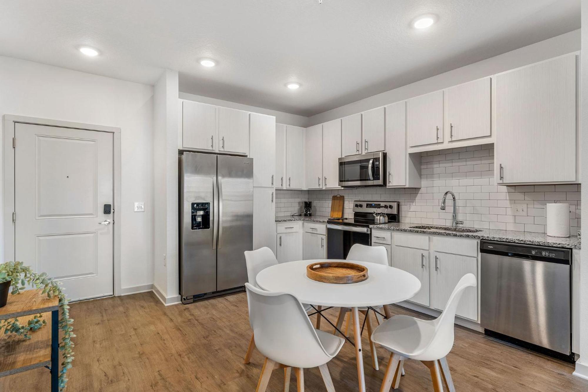 Complete Lush Green Apartment 10 Min To Parks Pets Allowed, Resort-Style Amenities Orlando Extérieur photo